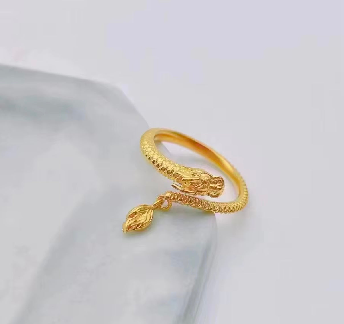 Real 18k Gold Dragon ring