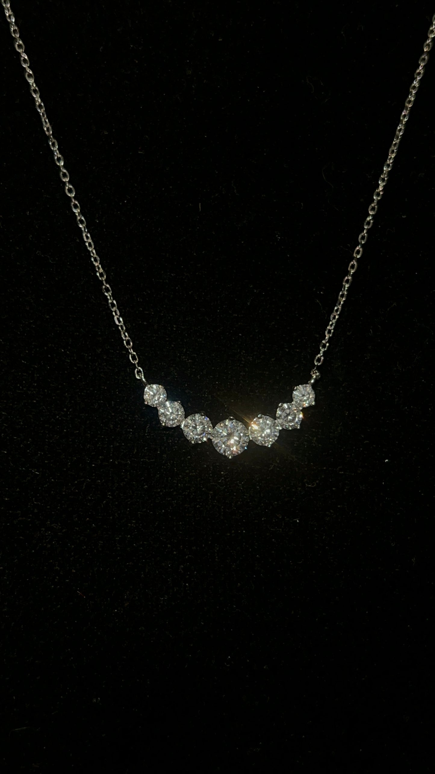 Moissanite Princess pendant with chain